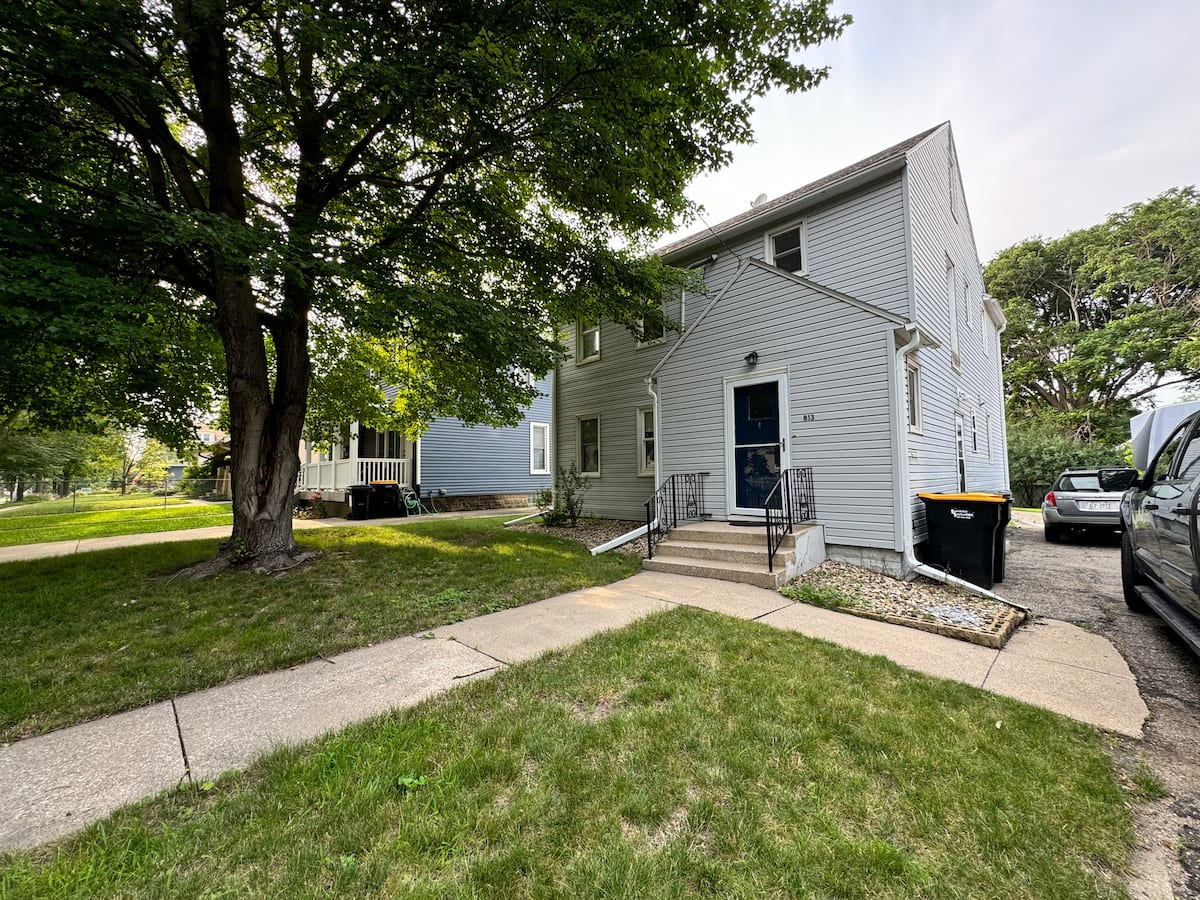 Exterior of the Kutzky Duplex in Rochester, Minnesota