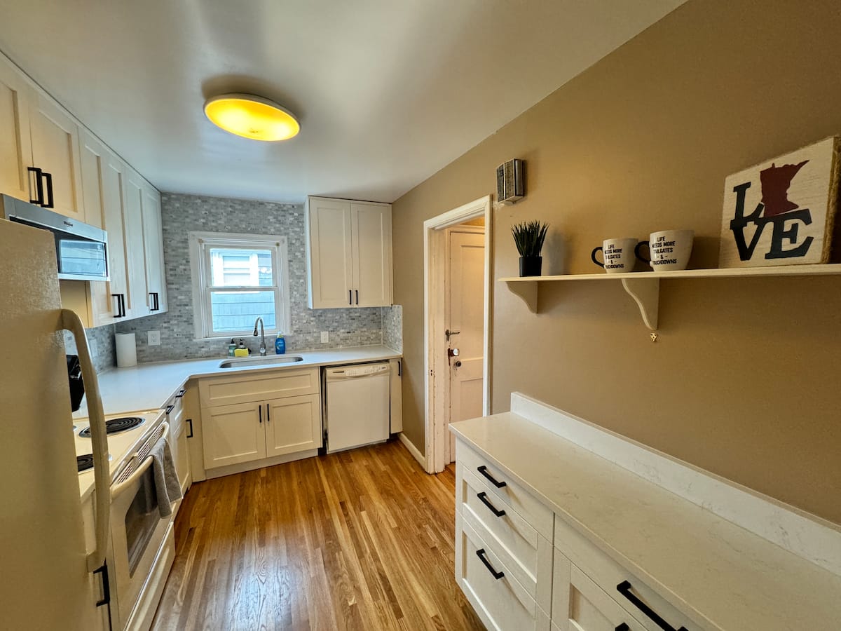 Upper home interior view 5